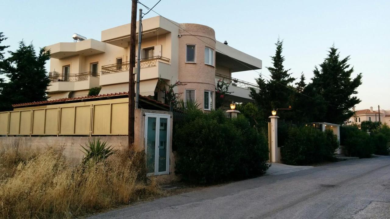 Lovely 2-Bedroom Apartment At Greek Riviera Vári Extérieur photo